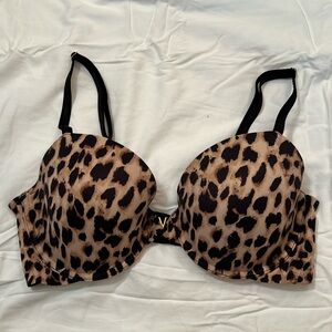 EUC VS bra 36D